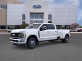 Photo of 2025 White Ford F-350