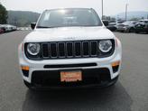Thumbnail of 2022 Alpine White Clearcoat Jeep Renegade