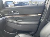 Thumbnail of 2018 White Platinum Clearcoat Metallic Ford Explorer
