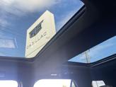 Thumbnail of 2018 White Platinum Clearcoat Metallic Ford Explorer