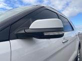 Thumbnail of 2018 White Platinum Clearcoat Metallic Ford Explorer