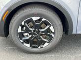 Thumbnail of 2025 Everlasting Silver Kia Sorento