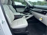 Thumbnail of 2025 Glacial White Pearl Kia Telluride