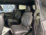 Thumbnail of 2018 Granite Crystal Metallic Clearcoat Chrysler Pacifica
