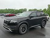 Thumbnail of 2025 Super Black Nissan Pathfinder