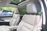 Thumbnail of 2013 White Diamond Pearl Honda CR-V