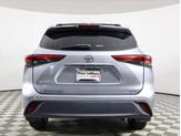 Thumbnail of 2021 Celestial Silver Metallic Toyota Highlander