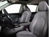 Thumbnail of 2021 Celestial Silver Metallic Toyota Highlander