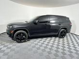 Thumbnail of 2023 Diamond Black Crystal Pearlcoat Jeep Grand Cherokee L