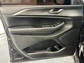 Thumbnail of 2023 Diamond Black Crystal Pearlcoat Jeep Grand Cherokee L