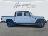Thumbnail of 2022 Bright White Clearcoat Jeep Gladiator