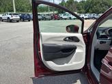 Thumbnail of 2018 Velvet Red Pearlcoat Chrysler Pacifica