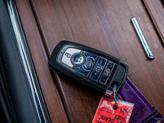 Thumbnail of 2022 Infinite Black Metallic Clearcoat Lincoln Navigator
