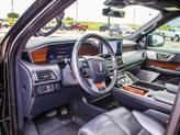 Thumbnail of 2022 Infinite Black Metallic Clearcoat Lincoln Navigator