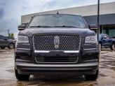 Thumbnail of 2022 Infinite Black Metallic Clearcoat Lincoln Navigator