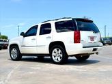 Thumbnail of 2009 White Diamond Clearcoat GMC Yukon
