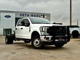 Photo of 2019 Oxford White Ford F-350