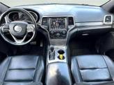 Thumbnail of 2018 Diamond Black Crystal Pearlcoat Jeep Grand Cherokee
