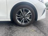 Thumbnail of 2022 Snow White Pearl Kia Forte