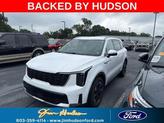 Thumbnail of 2024 Glacial White Pearl Kia Sorento