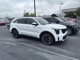 Thumbnail of 2024 Glacial White Pearl Kia Sorento
