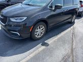 Thumbnail of 2022 Brilliant Black Crystal Pearlcoat Chrysler Pacifica