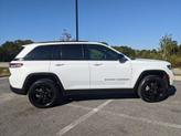 Thumbnail of 2023 Bright White Clearcoat Jeep Grand Cherokee