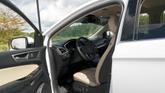 Thumbnail of 2019 Oxford White Ford Edge