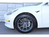 Thumbnail of 2018 Pearl White Multi-Coat Tesla Model 3