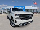 Photo of 2021 Iridescent Pearl Tricoat Chevrolet Silverado 1500