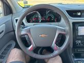 Thumbnail of 2017 Iridescent Pearl Tricoat Chevrolet Traverse