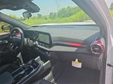Thumbnail of 2026 Polar White Tricoat Chevrolet Equinox