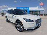 Photo of 2022 Pristine White Metallic Tri-Coat Lincoln Corsair