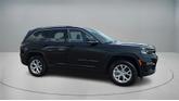 Thumbnail of 2023 Diamond Black Crystal Pearlcoat Jeep Grand Cherokee