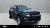 Photo of 2023 Diamond Black Crystal Pearlcoat Jeep Grand Cherokee
