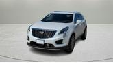 Thumbnail of 2025 Crystal White Tricoat Cadillac XT5