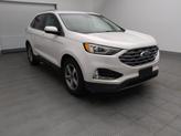 Thumbnail of 2019 White Ford Edge