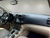 Thumbnail of 2011 Black Toyota Highlander