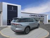 Thumbnail of 2022 Silver Radiance Metallic Clearcoat Lincoln Aviator