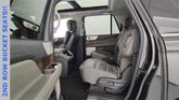 Thumbnail of 2022 Manhattan Green Metallic Premium Colorant Lincoln Navigator