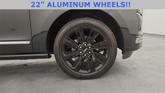 Thumbnail of 2022 Manhattan Green Metallic Premium Colorant Lincoln Navigator