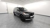Thumbnail of 2022 Manhattan Green Metallic Premium Colorant Lincoln Navigator