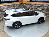 Thumbnail of 2022 Wind Chill Pearl Toyota Highlander