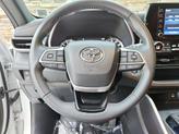 Thumbnail of 2022 Wind Chill Pearl Toyota Highlander