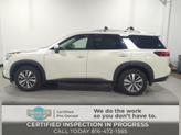 Photo of 2022 Glacier White Nissan Pathfinder