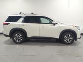 Thumbnail of 2022 Glacier White Nissan Pathfinder