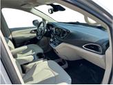 Thumbnail of 2021 Billet Silver Metallic Clearcoat Chrysler Pacifica