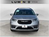 Thumbnail of 2021 Billet Silver Metallic Clearcoat Chrysler Pacifica
