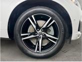 Thumbnail of 2018 Crystal White Metallic Volvo XC60