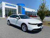 Photo of 2025 Platinum White Pearl Honda Accord